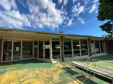 Entrance to the centre