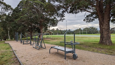 Boronia Park workout equipment, situated next to the netball courts